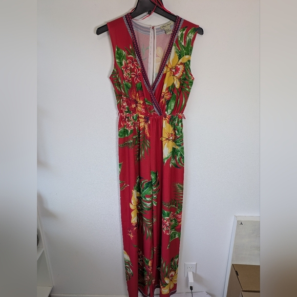 Flying Tomato Womens Red Floral Jumpsuit Sz Small Open Back wide leg Sleeveless - Picture 2 of 10